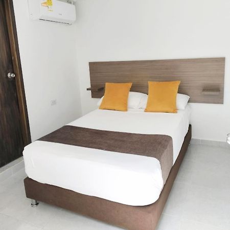 Ayenda Hotel Helenas Риоача Экстерьер фото